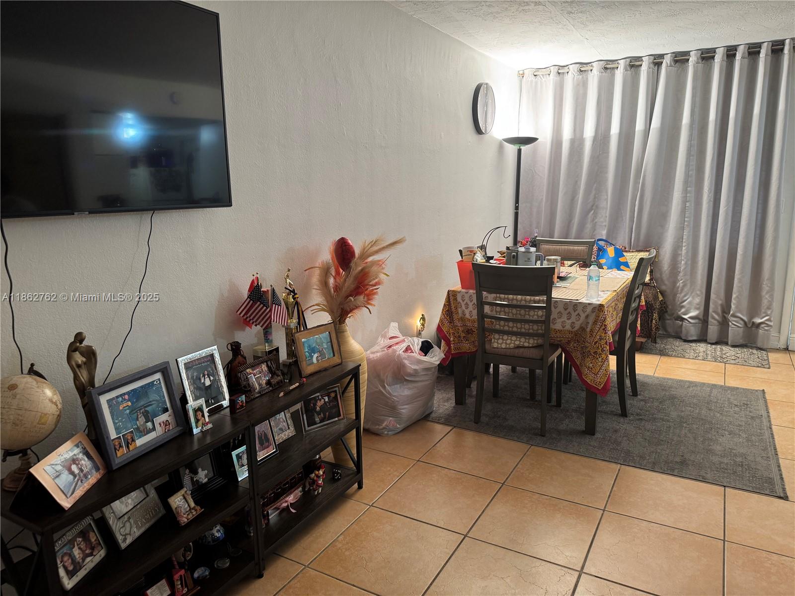 84b12bae-6675 1851 NE 168th St # B7, North Miami Beach FL 33162 — #A11862762