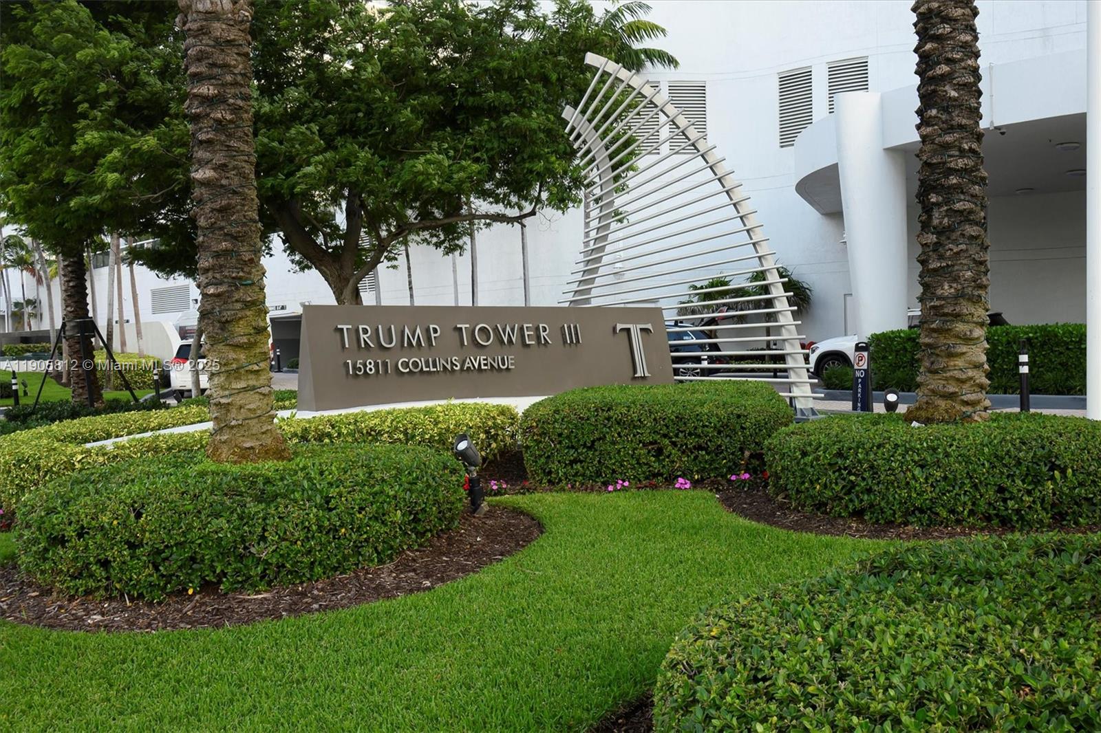 84b12bae-668 15811 Collins Ave # 3405, Sunny Isles Beach FL 33160 — #A11905812