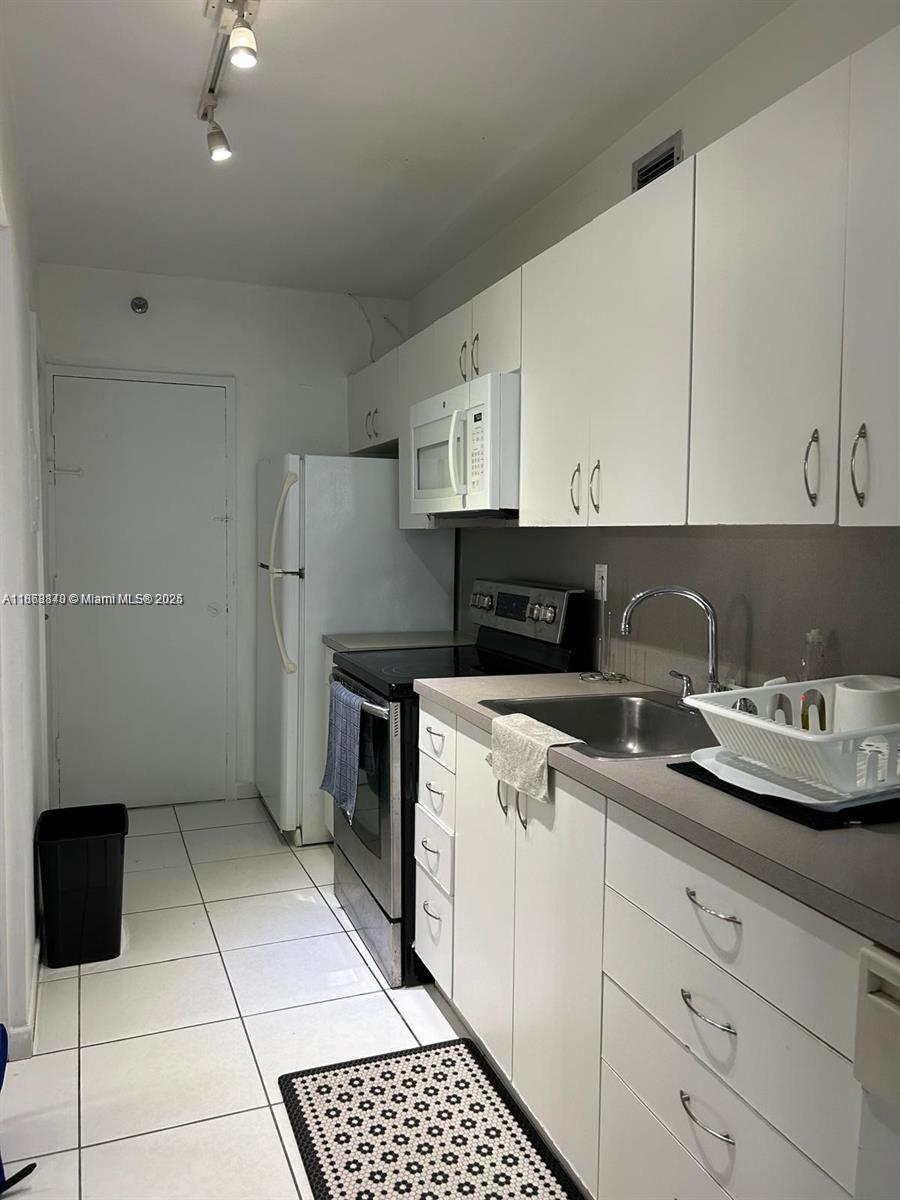 100 Lincoln Rd # 437, Miami Beach FL 33139 — #A11863840