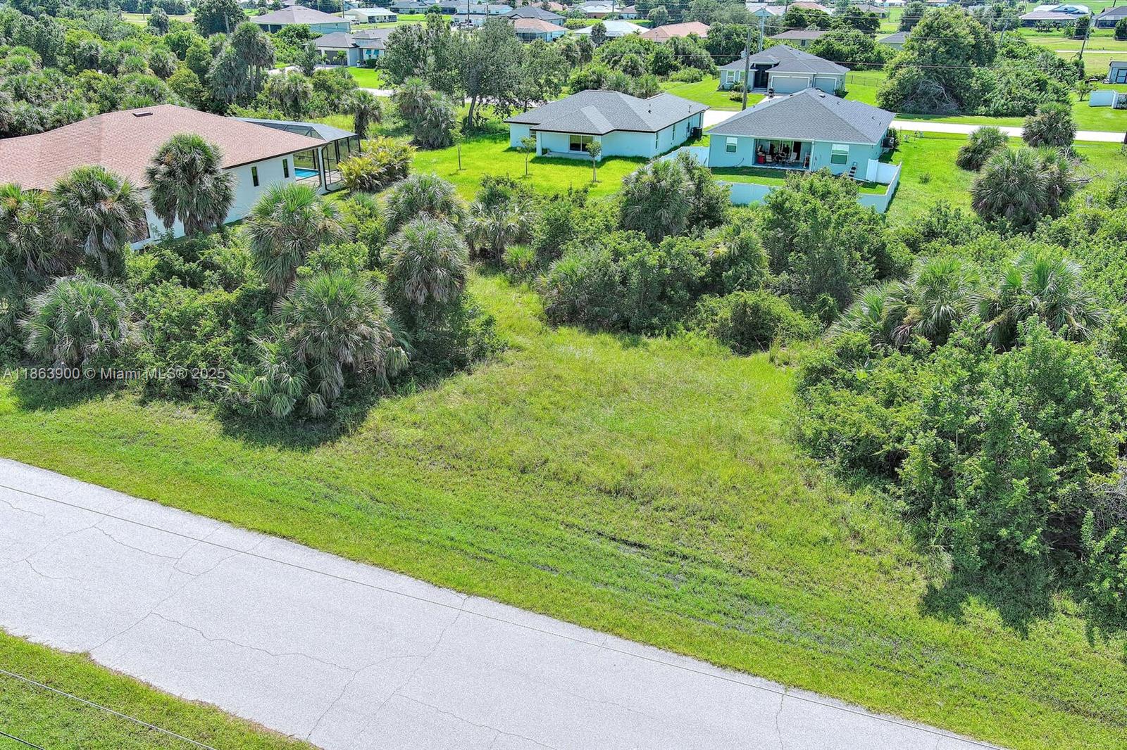84b12bae-6731 148 Spring Dr, Other City – In The State Of Florida FL 33947 — #A11863900