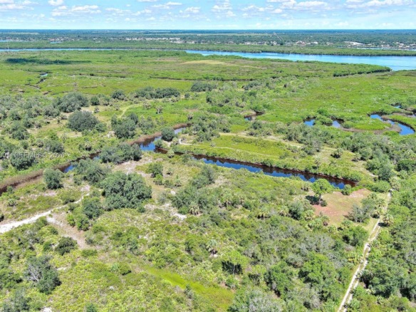 1353 Wallaroo Ct, Punta Gorda FL 33983 — #A11864001