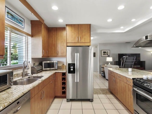 19125 Waterway Rd, Jupiter FL 33469 — #A11865150