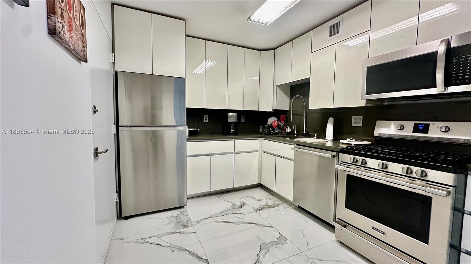 84b12bae-6809 2030 S Ocean Dr # 1022, Hallandale Beach FL 33009 — #A11865504