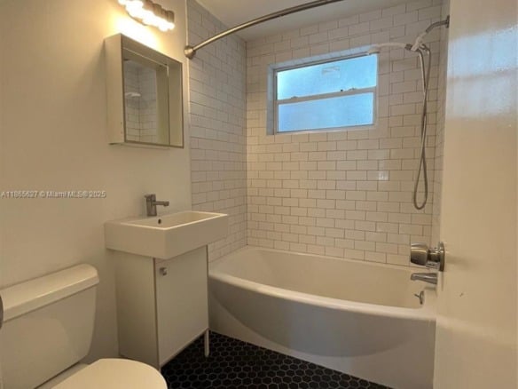 645 NE 77th St # 6, Miami FL 33138 — #A11865627