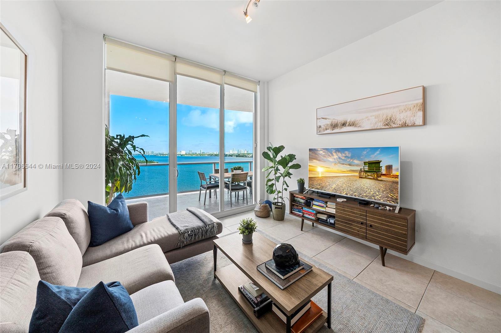 84b12bae-682 725 NE 22nd St # 14B, Miami FL 33137 — #A11706644