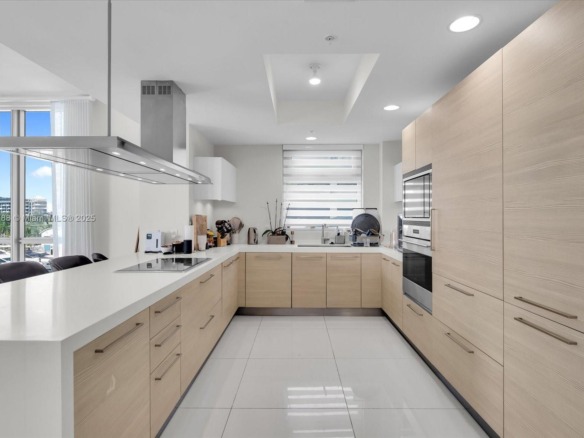 17301 Biscayne Blvd # 401, North Miami Beach FL 33160 — #A11865788