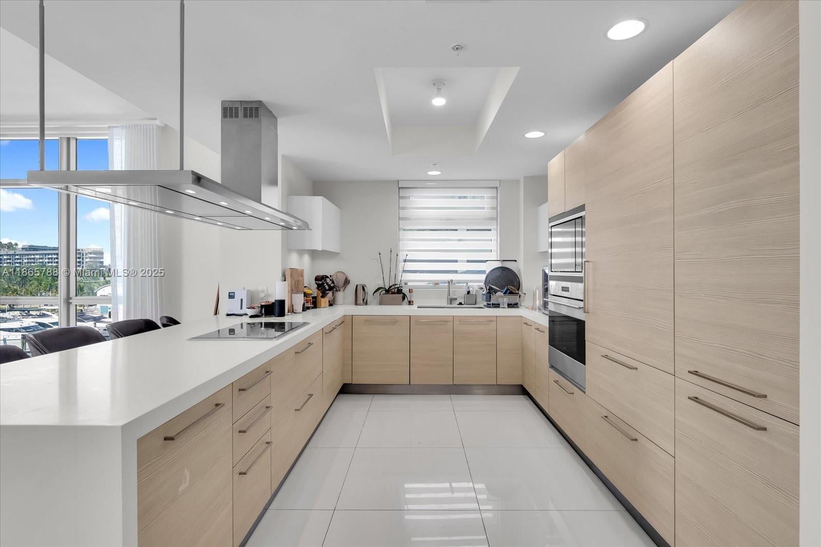 17301 Biscayne Blvd # 401, North Miami Beach FL 33160 — #A11865788