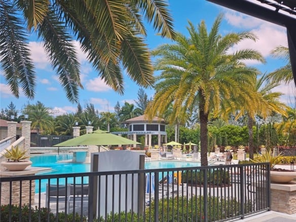 8175 NW 104th Ave # 35, Doral FL 33178 — #A11866360