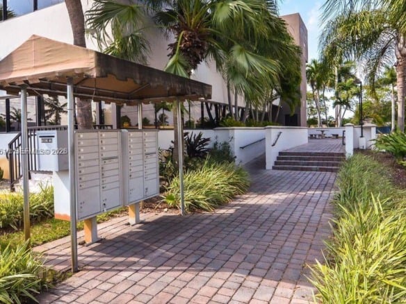 5600 SW 135th Ave, Miami FL 33183 — #A11866510