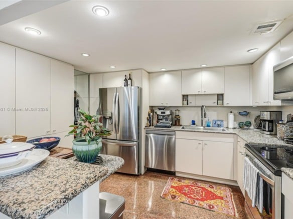 2 Grove Isle Dr # B1603, Miami FL 33133 — #A11866531