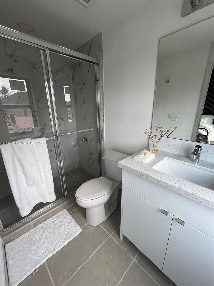 2526 Pierce Street # 12, Hollywood FL 33020 — #A11868154