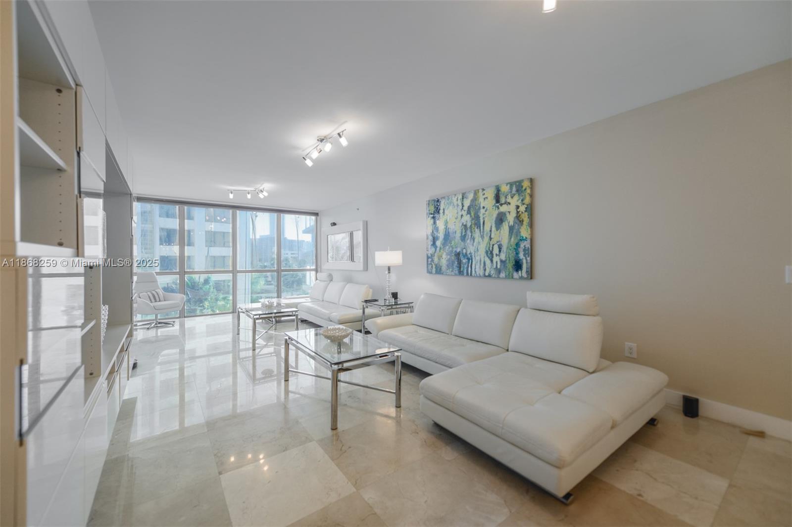 O 3101 S Ocean Dr # 404, Hollywood FL 33019 — #A11868259