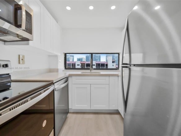17021 N Bay Rd # 1025, Sunny Isles Beach FL 33160 — #A11870556