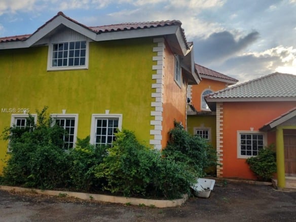00 WILTSHIRE, TRELAWNY # 00, NA — #A11871561