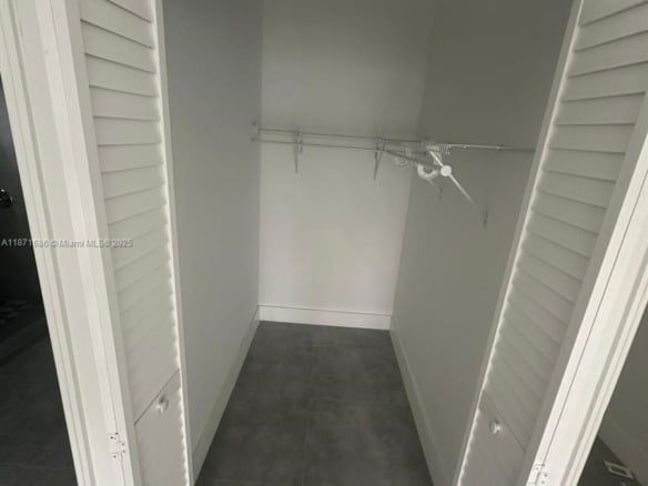 2421 NW 23rd Ln, Fort Lauderdale FL 33311 — #A11871686