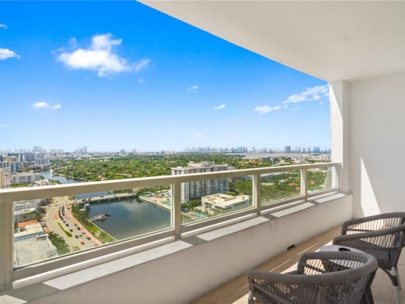 4401 Collins Ave # 2712, Miami Beach FL 33140 — #A11872449