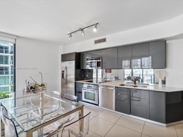 31 SE 6th St # 802, Miami FL 33131 — #A11872441