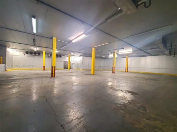 1395 NW 22nd St, Miami FL 33142 — #A11872857