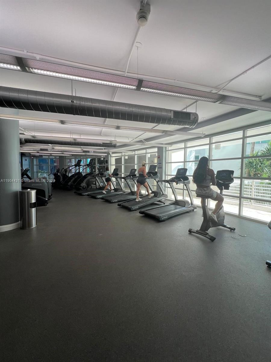 84b12bae-714 244 Biscayne Blvd # 303, Miami FL 33132 — #A11904431