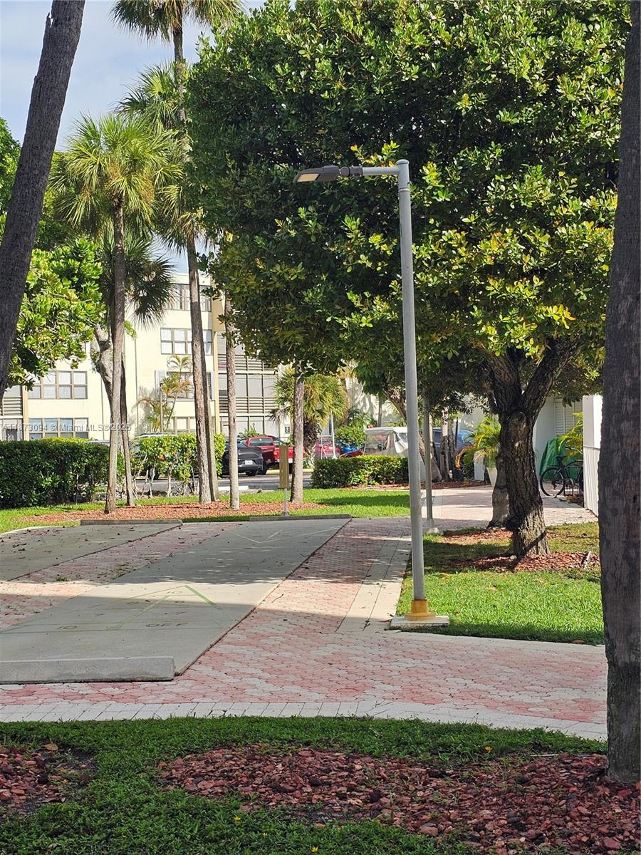 84b12bae-7141 20400 W Country Club Dr # 315, Aventura FL 33180 — #A11873094