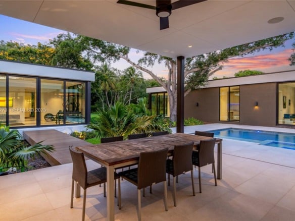 12100 SW 79th Ave, Pinecrest FL 33156 — #A11873273