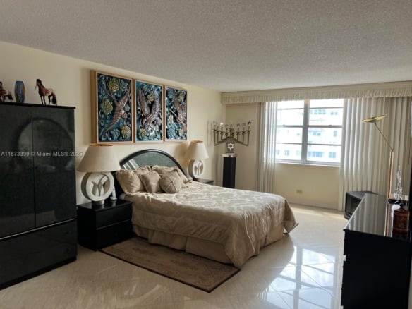 251 174th St # 1905, Sunny Isles Beach FL 33160 — #A11873399