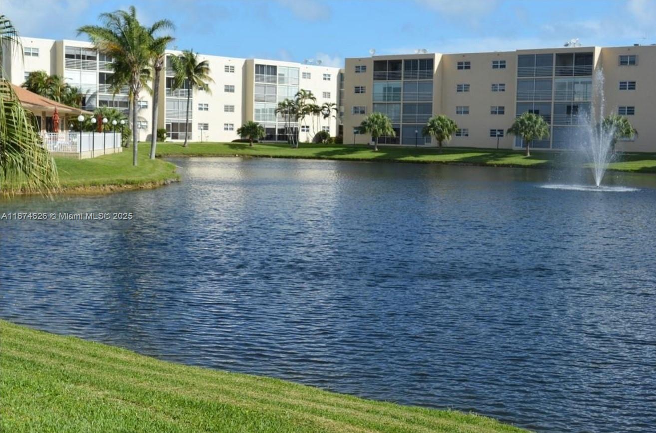 425 SE 11th Ter # 403, Dania Beach FL 33004 — #A11874626