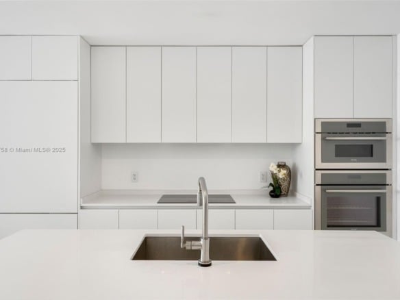 700 NE 24th St # 1005, Miami FL 33137 — #A11874758