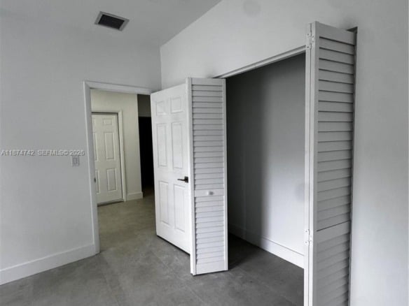 2541 NW 9th St, Fort Lauderdale FL 33311 — #A11874742
