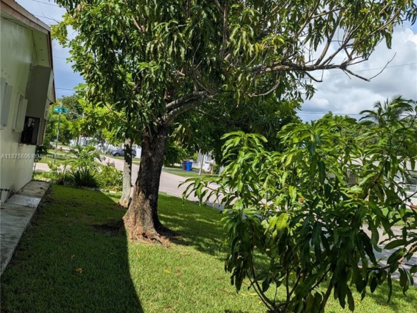 4550 NW 43rd St, Lauderdale Lakes FL 33319 — #A11875606