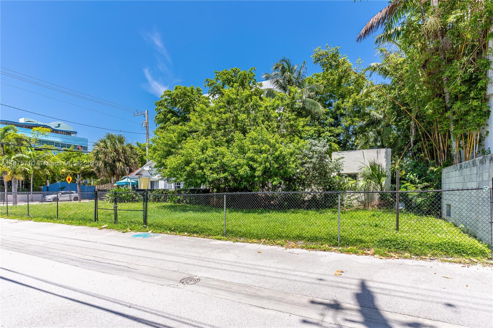 918 4th St, Miami Beach FL 33139 — #A11875710