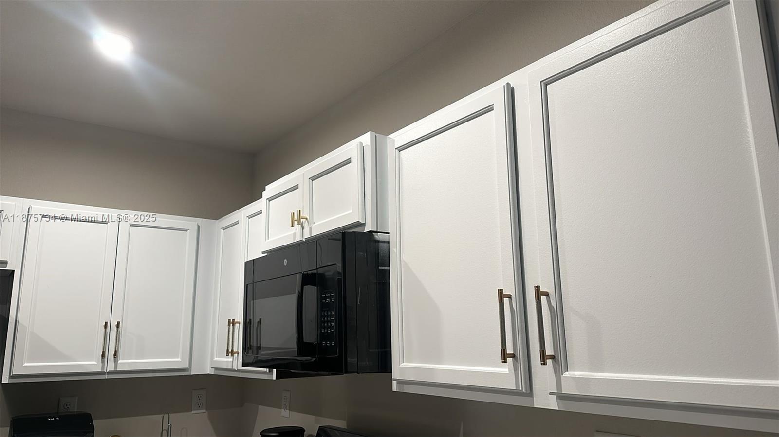 84b12bae-7260 1070 nw 6th terrace 1070 nw 6th terrace # 1070, Florida City FL 33034 — #A11875734
