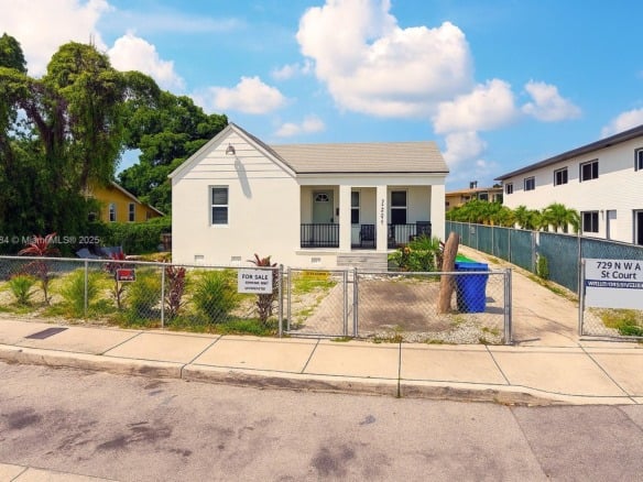 7814 NW 5th Ct, Miami FL 33150 — #A11876984