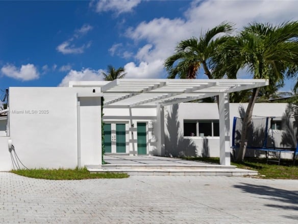 1215 N Biscayne Point Rd, Miami Beach FL 33141 — #A11878264