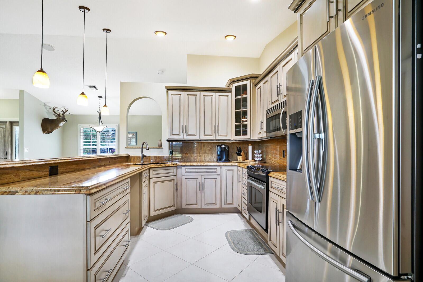 84b12bae-7420 15703 97th Road N, West Palm Beach FL 33412 — #R10826473