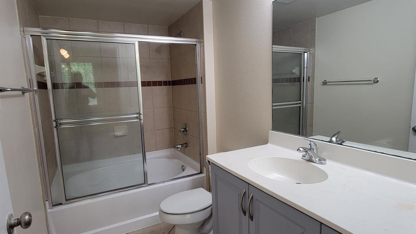 84b12bae-7487 6533 Emerald Dunes Drive # 304, West Palm Beach FL 33411 — #R10948329