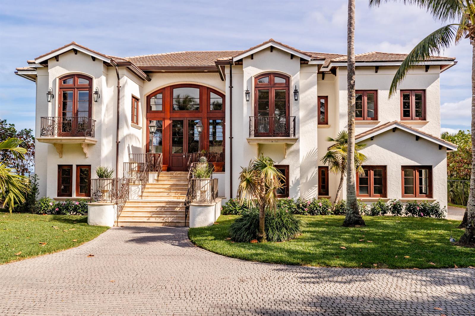 6722 N Highway A1a, Hutchinson Island FL 34949 — #R10954761