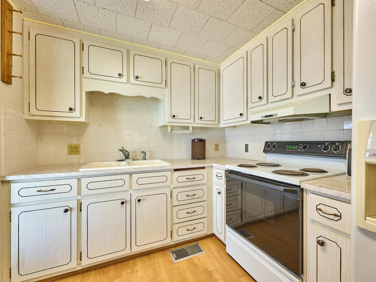 84b12bae-7529 4300 SE Saint Lucie Boulevard # 175, Stuart FL 34997 — #R10972233