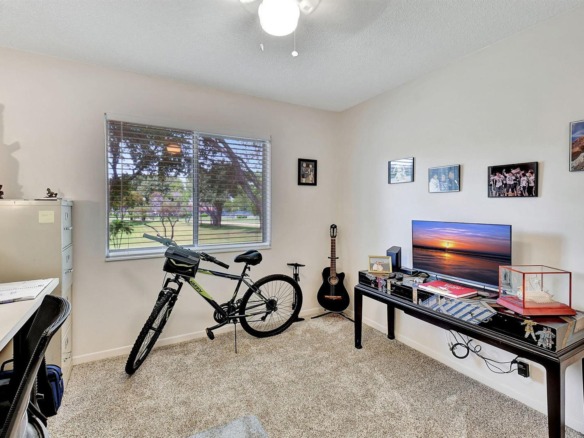 7185 Huntington Lane # 301, Delray Beach FL 33446 — #R10977029
