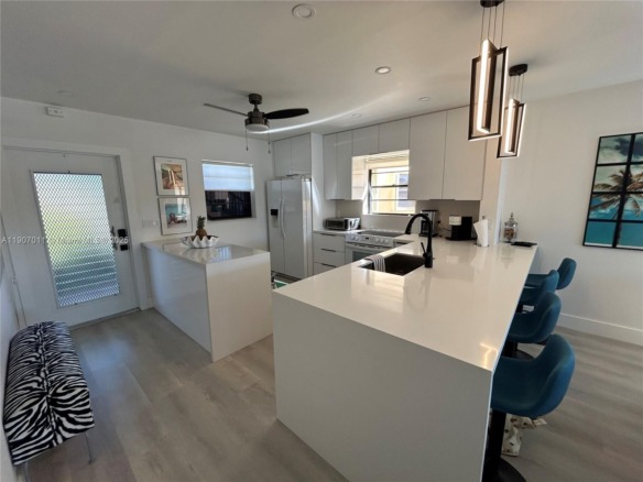 200 Berkley Rd # 113, Hollywood FL 33024 — #A11907011