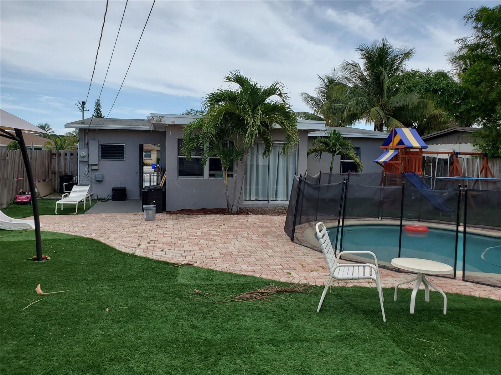 811 S Broadway, Lantana FL 33462 — #F10447621