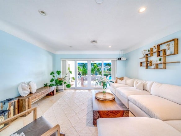 4010 NE 25th Avenue, Lighthouse Point FL 33064 — #R11011575