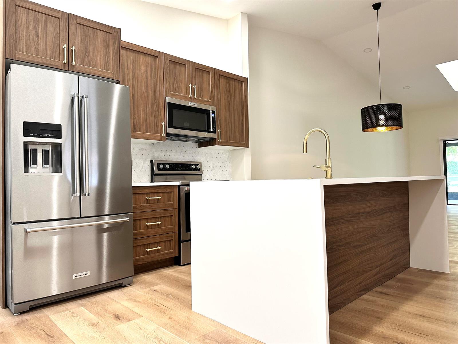 6410 Royal Manor Circle, Delray Beach FL 33484 — #R11015410