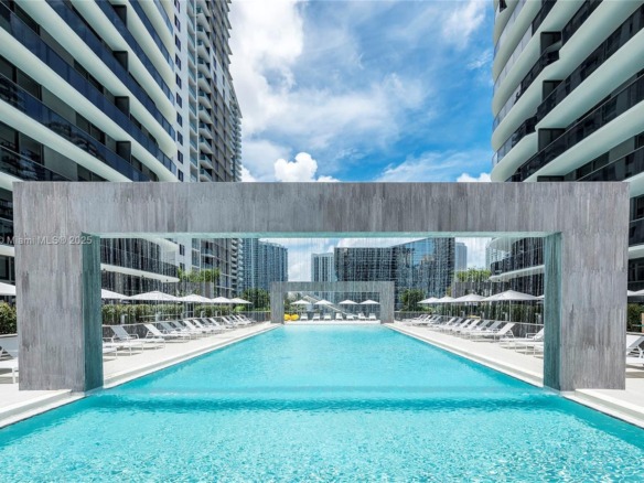 55 SW 9th St # 3009, Miami FL 33130 — #A11834248