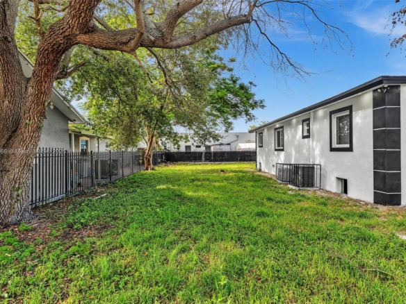 5850 NE 3rd Ave, Miami FL 33137 — #A11912666