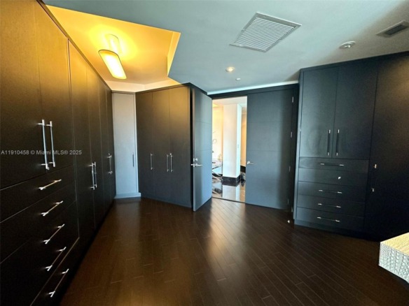 Listing #A11910458