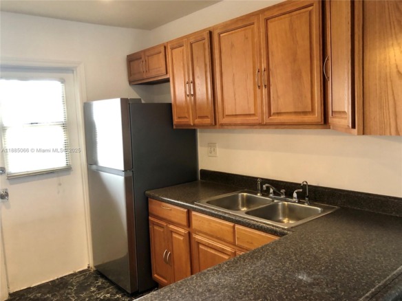 8121 SW 24th Ct # 304, Davie FL 33324 — #A11885066