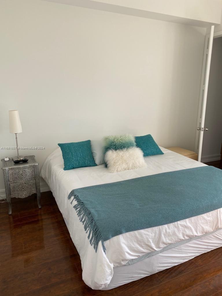 84b12bae-926 18101 Collins Ave # 1907, Sunny Isles Beach FL 33160 — #A11681837