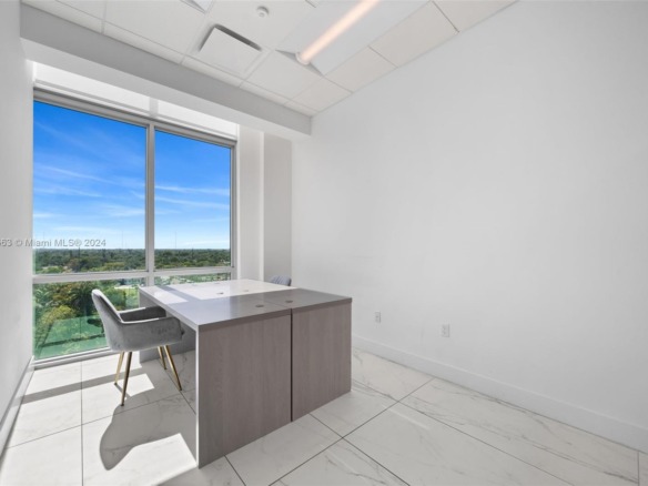 800 SE 4th Ave # 817, Hallandale Beach FL 33009 — #A11597663