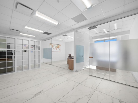 800 SE 4th Ave # 817, Hallandale Beach FL 33009 — #A11597663